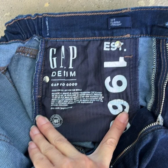 BNWOT Classic straight dark wash tall Gap denim blue jeans - Picture 10 of 14